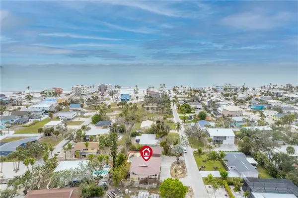 Fort Myers Beach, FL 33931,172 Sabal DR