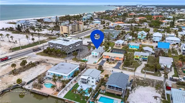 Fort Myers Beach, FL 33931,111 Bahia VIA