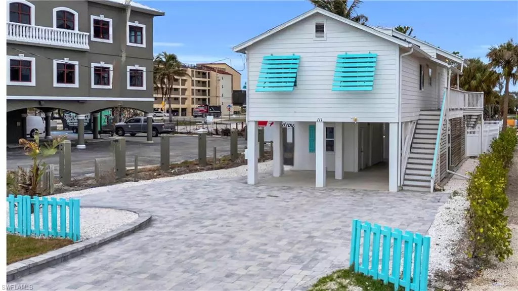 Fort Myers Beach, FL 33931,111 Bahia VIA