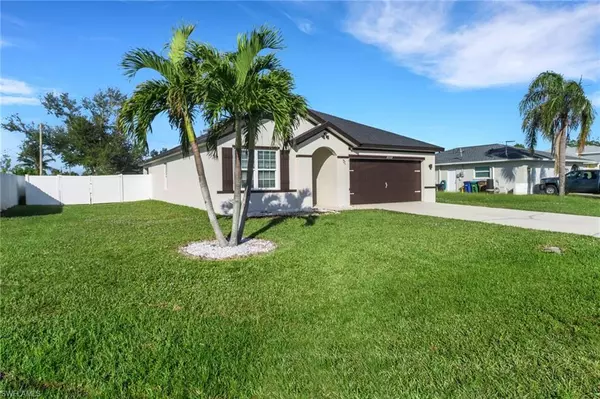 Cape Coral, FL 33914,2722 SW 3rd PL