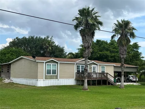 Moore Haven, FL 33471,1131 Baker HWY