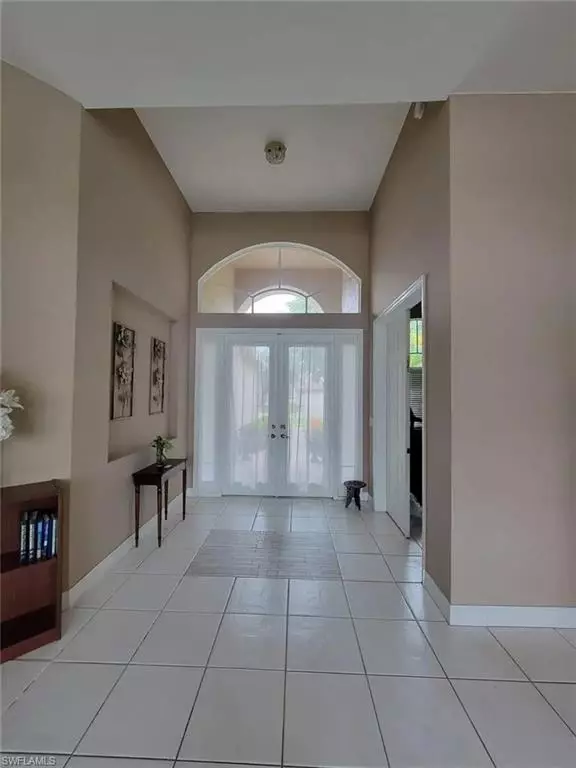 Naples, FL 34120,3235 Potomac CT