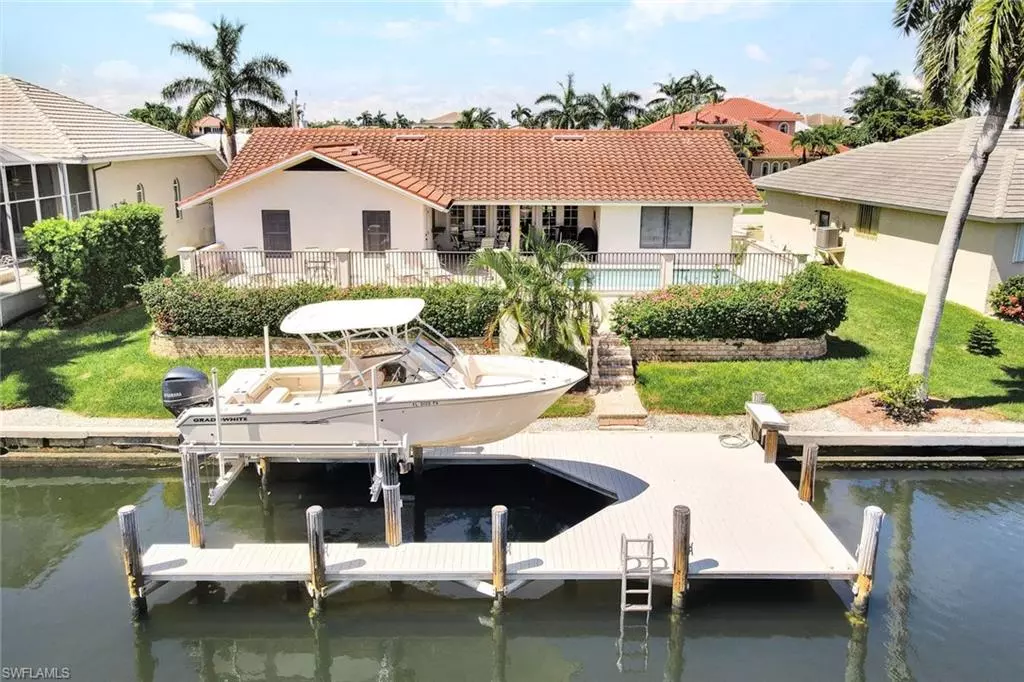 Marco Island, FL 34145,421 Cottage CT