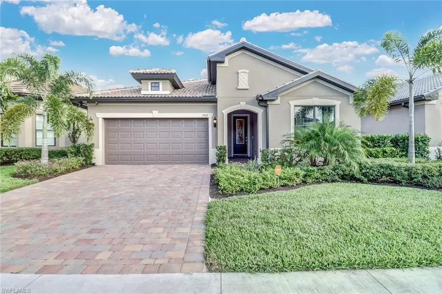 7567 Winding Cypress DR, Naples, FL 34114