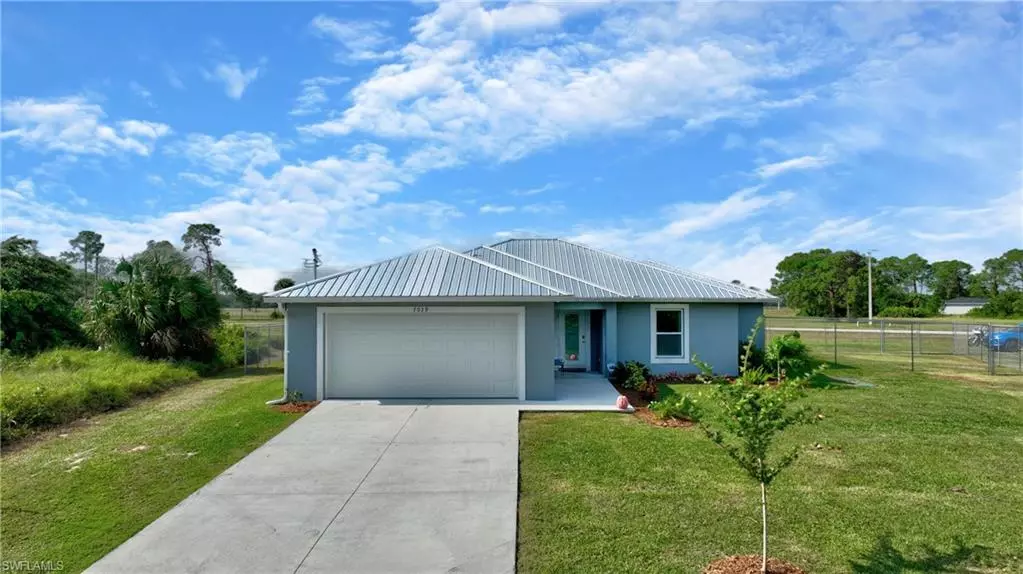 Labelle, FL 33935,7039 Calder CIR