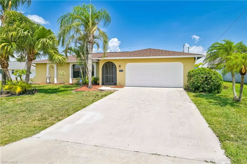 Cape Coral, FL 33990,129 SE 14th CT