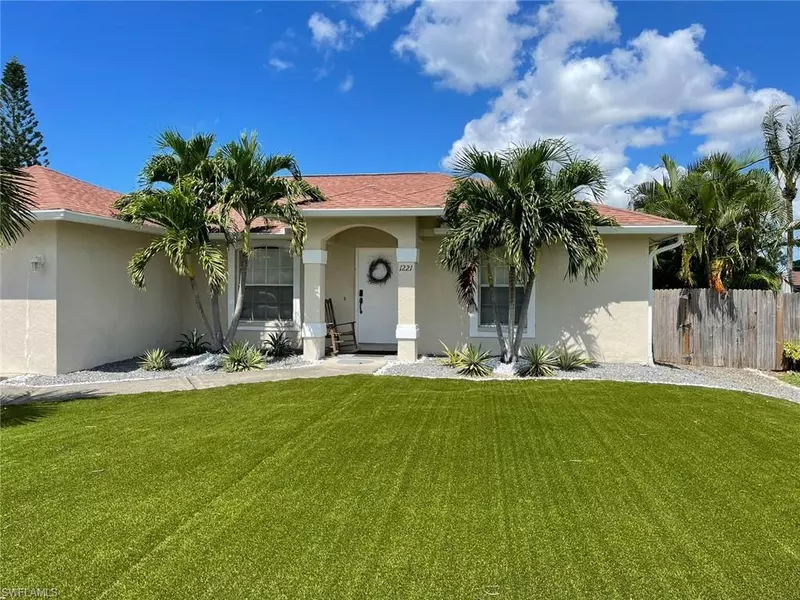 1221 Granada BLVD, Naples, FL 34103