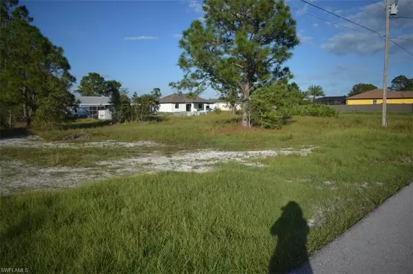 Lehigh Acres, FL 33976,2606 37th ST SW