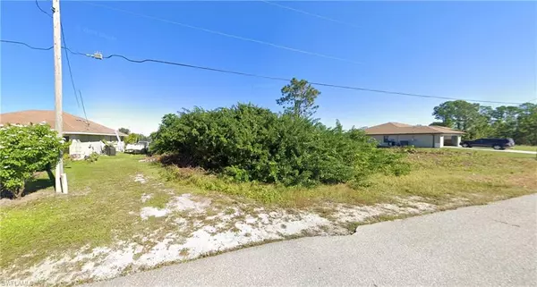 Lehigh Acres, FL 33976,3904 15th ST SW