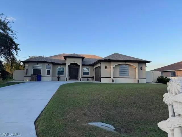 2916 3rd ST W, Lehigh Acres, FL 33971