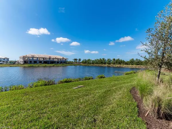 Naples, FL 34114,15245 Zeno WAY #5-102