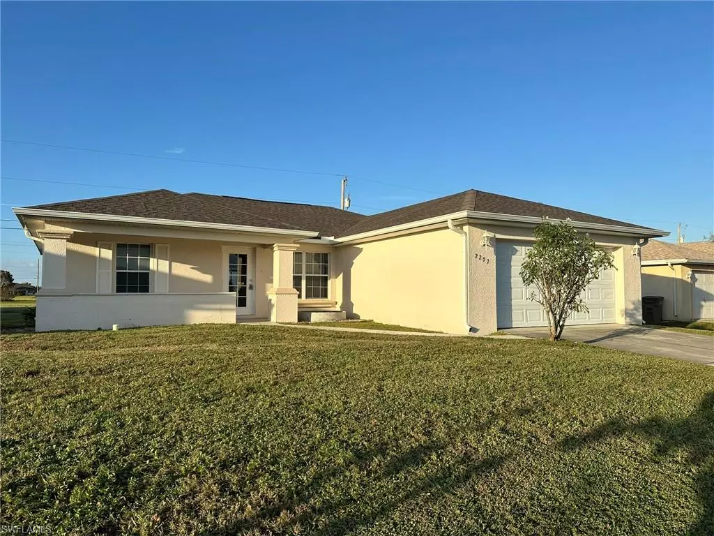 Cape Coral, FL 33909,2207 NE 15th LN