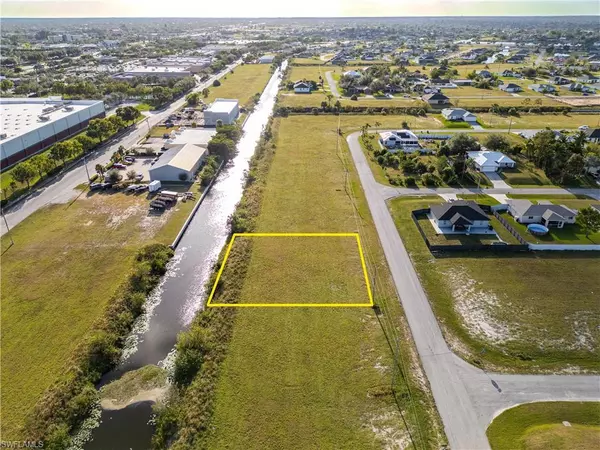 Cape Coral, FL 33909,1926 NE 12th LN