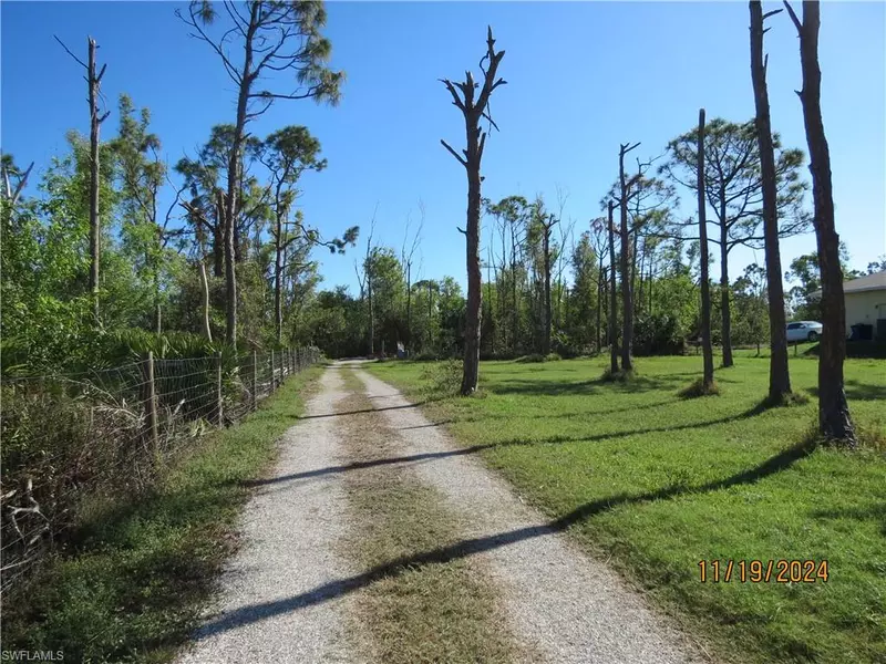 8721 Nome CT, St. James City, FL 33956