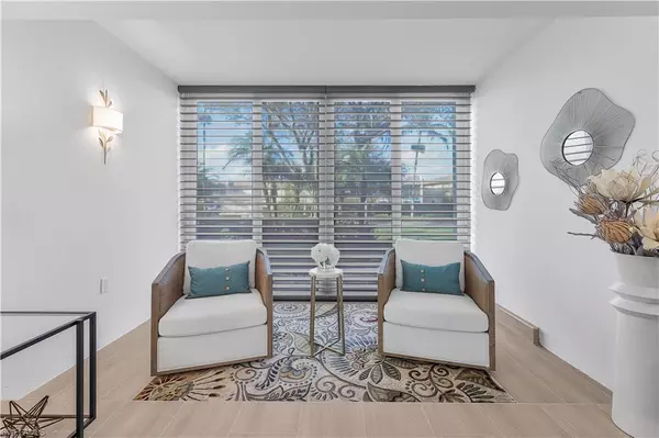 Naples, FL 34102,272 Banyan BLVD #272