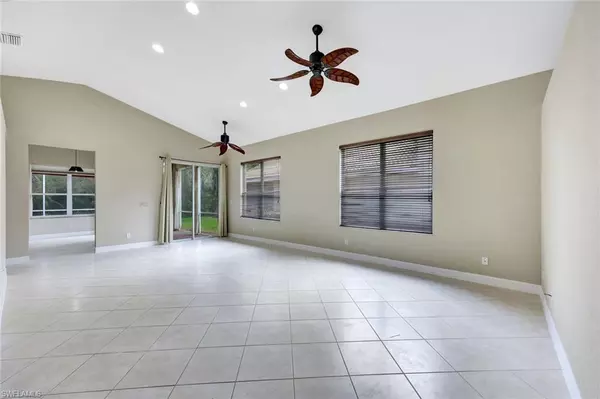 Naples, FL 34119,1278 Barrigona CT