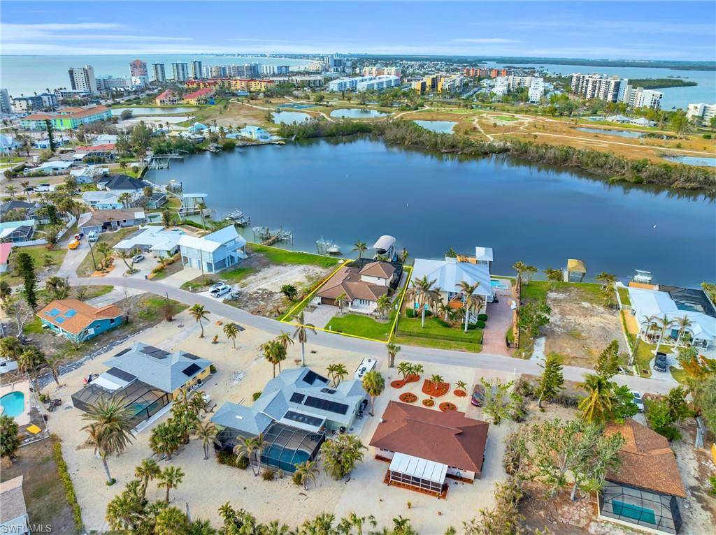 Fort Myers Beach, FL 33931,8047 Lagoon RD
