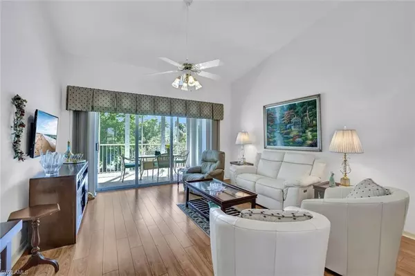 Naples, FL 34114,1006 Mainsail DR #224