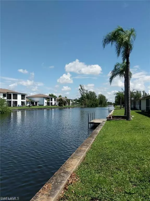 Cape Coral, FL 33990,630 SE 13th PL #8