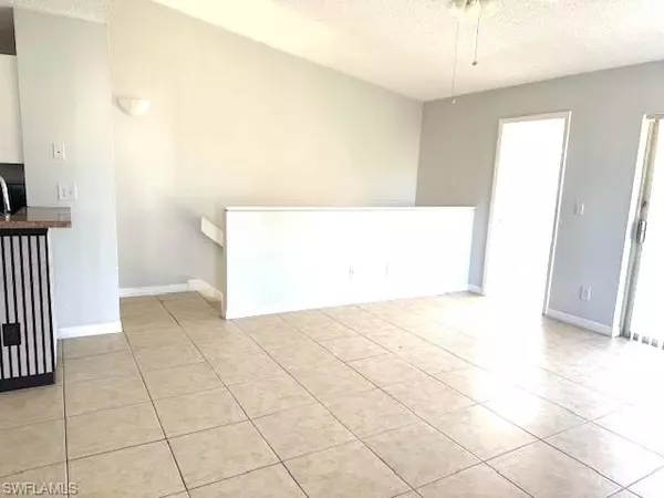 Naples, FL 34104,124 SANTA CLARA DR