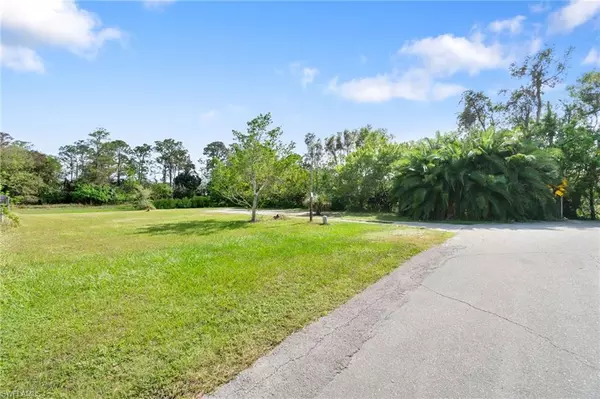 Naples, FL 34112,4091 Harvest CT