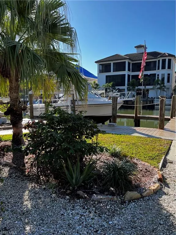 Naples, FL 34108,176 Heron AVE