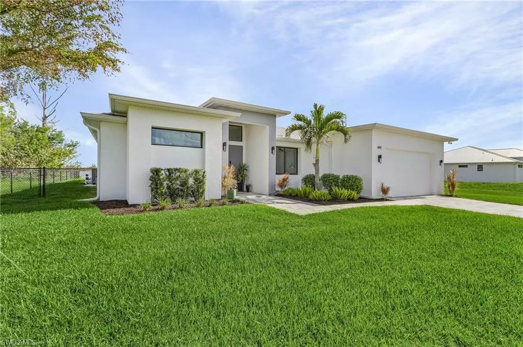 Cape Coral, FL 33991,449 SW 18th CT