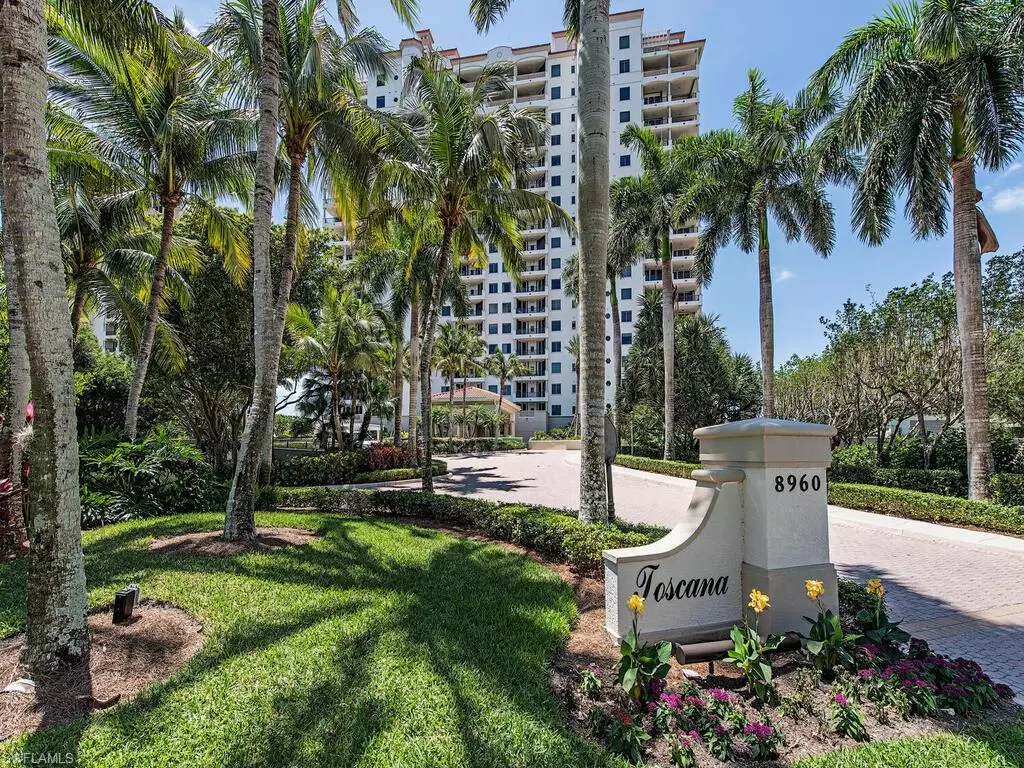 Naples, FL 34108,8960 Bay Colony DR #1502