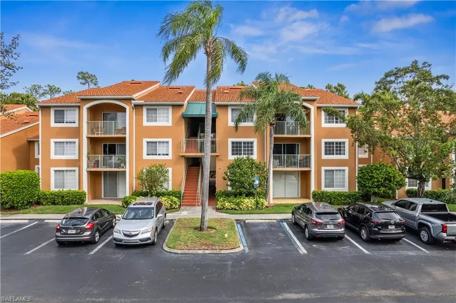 1250 Wildwood Lakes BLVD #304, Naples, FL 34104