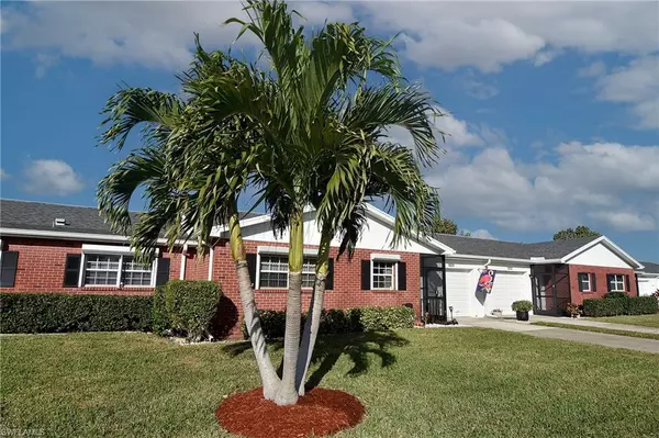 6952 Edgewater CIR, Fort Myers, FL 33919