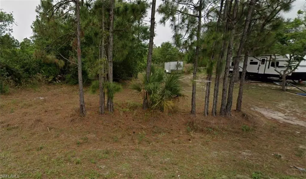 Lehigh Acres, FL 33972,1015 Calvin AVE