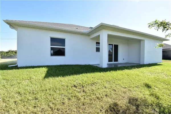 Cape Coral, FL 33909,1028 NE 11th AVE