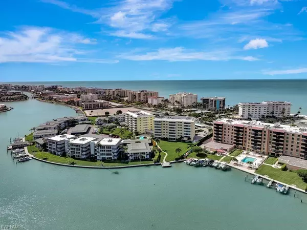 3420 Gulf Shore BLVD N #21, Naples, FL 34103