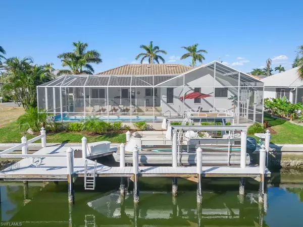 Marco Island, FL 34145,515 Bradford CT