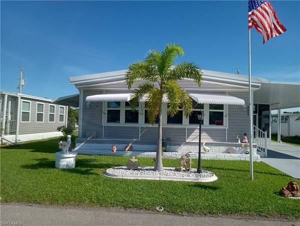 2754 Breezewood DR, North Fort Myers, FL 33917