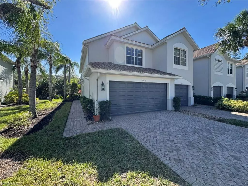 Naples, FL 34110,15671 Marcello CIR #124