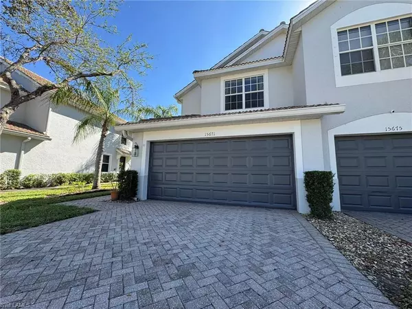 Naples, FL 34110,15671 Marcello CIR #124