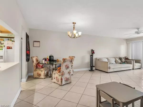 Naples, FL 34113,700 Valley Stream DR #101