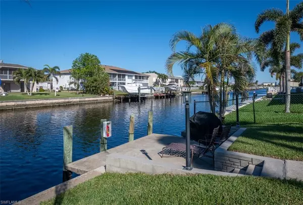 Cape Coral, FL 33904,843 SE 46th LN #1