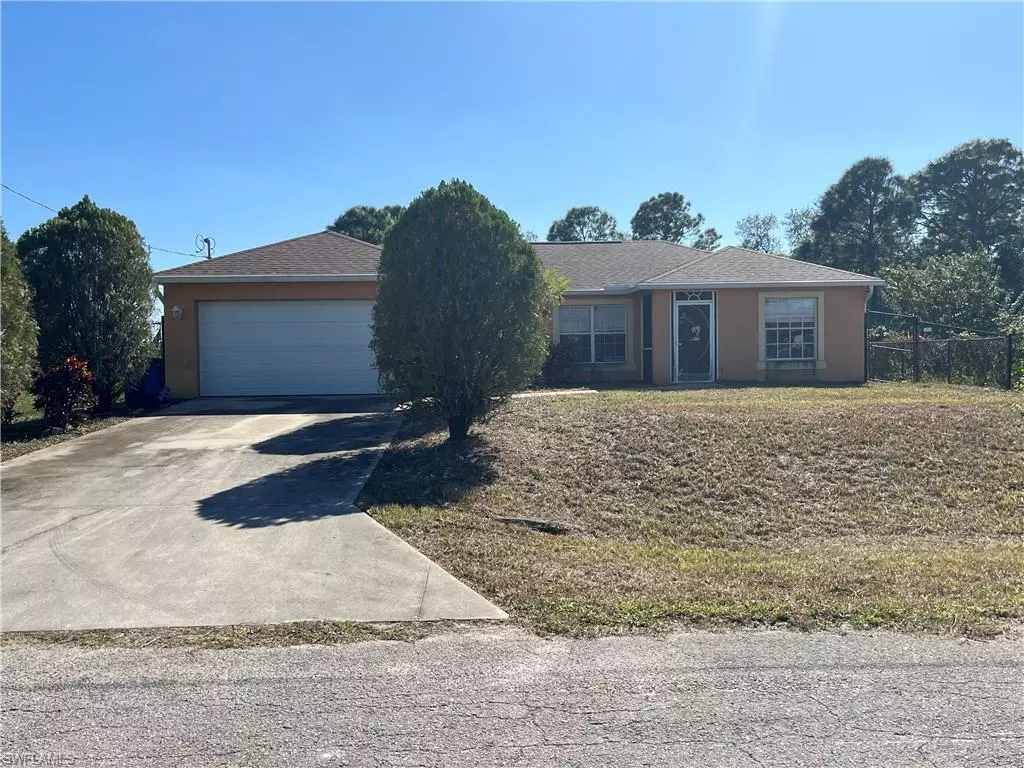 Lehigh Acres, FL 33976,3315 21st ST SW