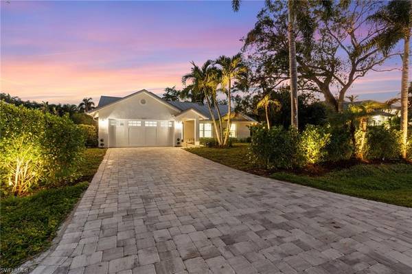 1200 Cypress Woods DR, Naples, FL 34103