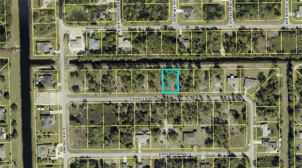 715 David Laird LN, Lehigh Acres, FL 33974