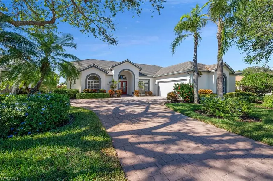 28450 Rochester CT, Bonita Springs, FL 34135