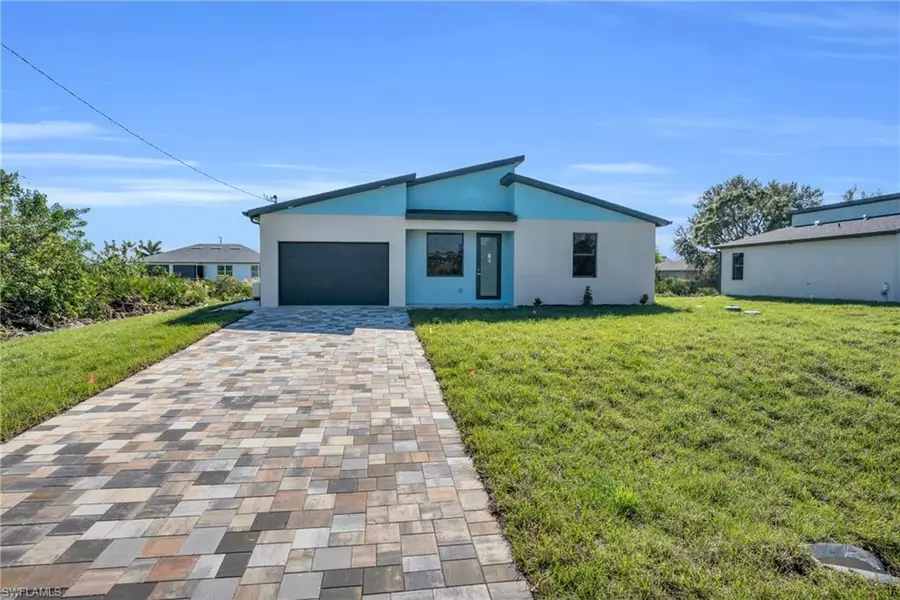 2705 17th ST SW, Lehigh Acres, FL 33976