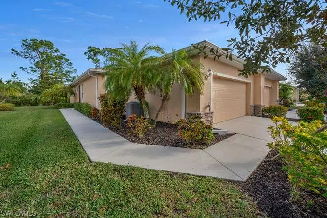 20577 Chestnut Ridge DR, North Fort Myers, FL 33917