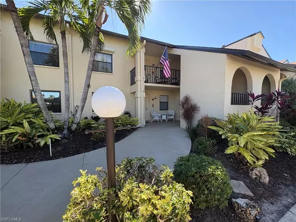 8383 Charter Club CIR #4, Fort Myers, FL 33919