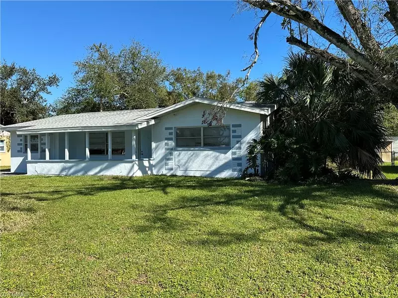 1140 Orange AVE, North Fort Myers, FL 33903