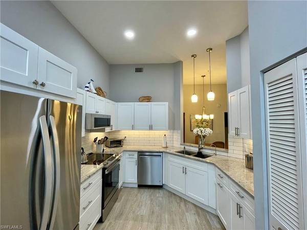 Naples, FL 34109,2671 Citrus Lake DR #E-303