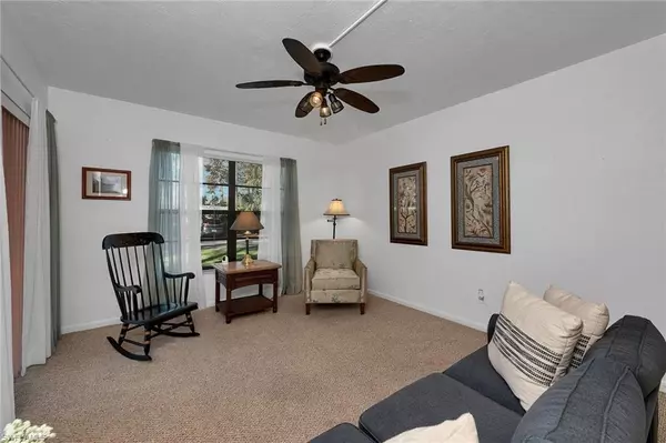 Naples, FL 34112,1701 Courtyard WAY #A-106