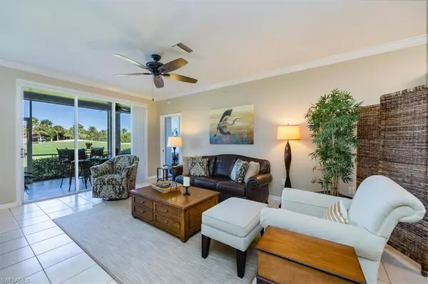 Naples, FL 34110,5975 Pinnacle LN #101